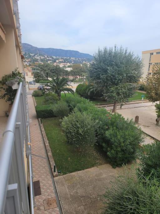 Residence Les Cyclades Le Lavandou Εξωτερικό φωτογραφία