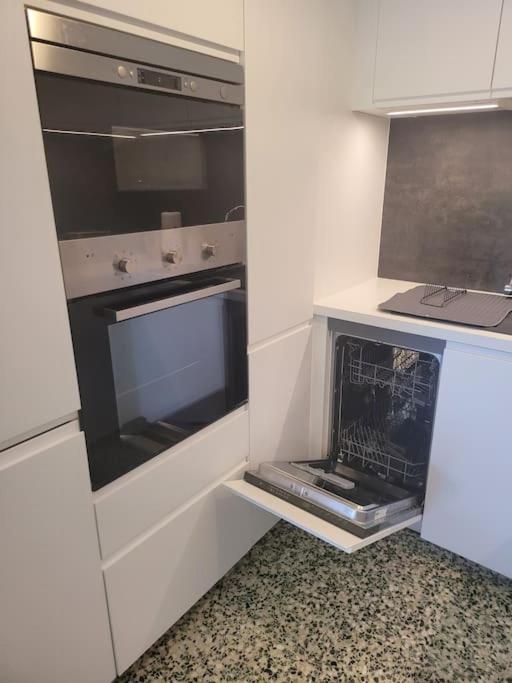 Residence Les Cyclades Le Lavandou Εξωτερικό φωτογραφία
